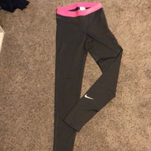 Nike Pro leggings